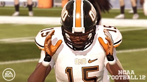 Screenshots from NCAA 12