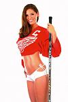 HoneyRedWingsFanwithStick