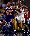 Charles Oakley and Dale Davis